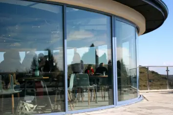 Curve Sliding Windows